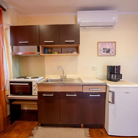 Dora'S Happy Apartment Mantouki Екстериор снимка